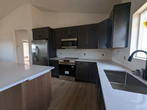145 E North Rim Ct, Fredonia, AZ 86022
