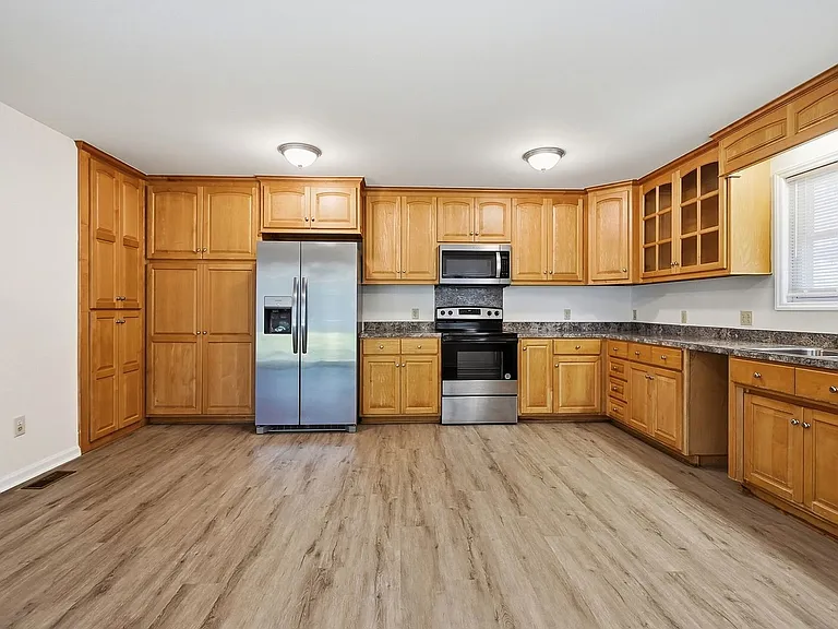 108 Eagle Rd — Photo 16
