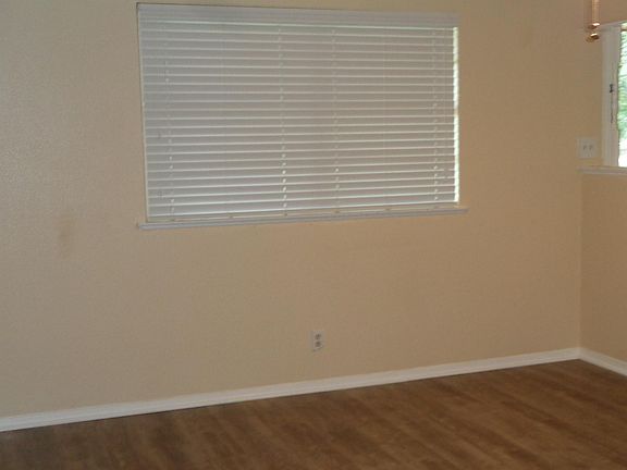 2nd image of 1845 County Road 344