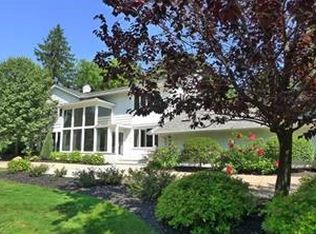 22275 Shelburne Rd, Shaker Heights, OH 44122