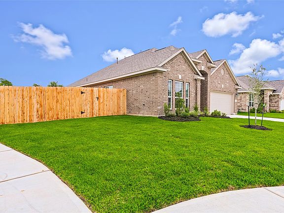 2nd image of 3601 Braden Cir