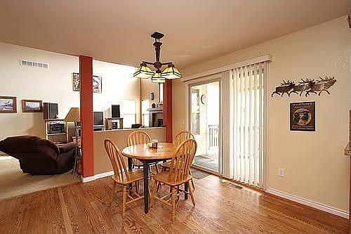Breakfast Nook, , Wood Floors