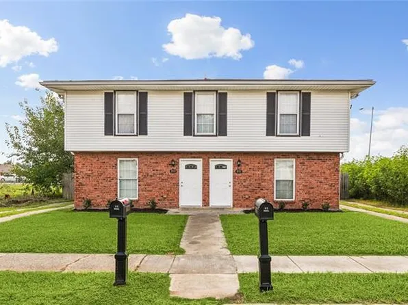 4651 Francis Dr, New Orleans, LA 70126