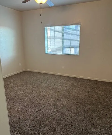 608 E Jordan Ridge Blvd — Photo 4