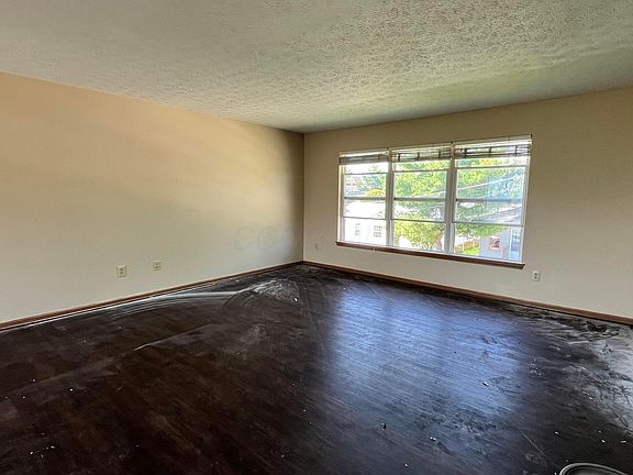 5th image of 13560 McLeish St NE