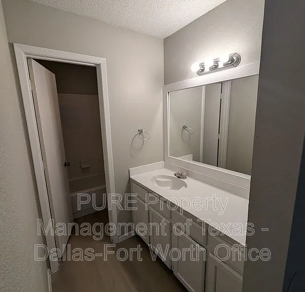 819 Betty Ct #B — Photo 13