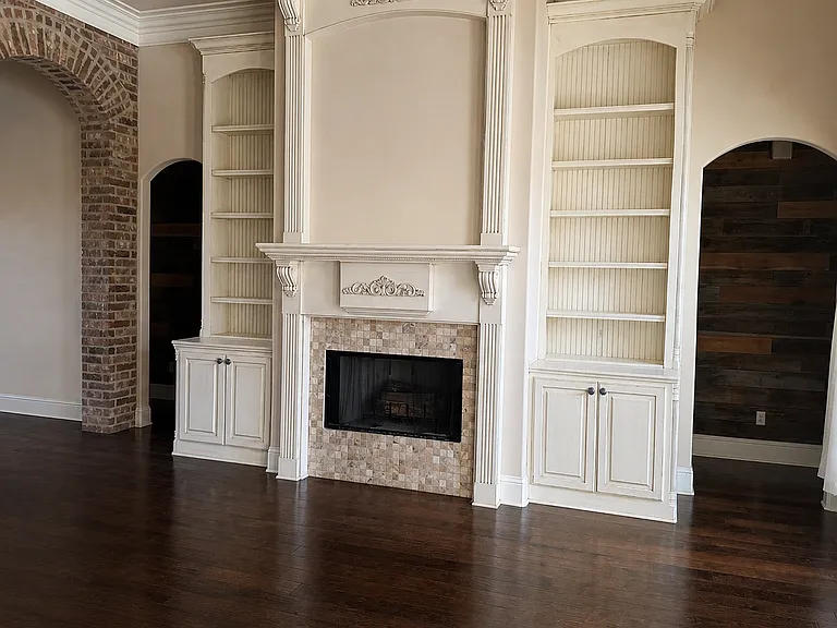 9572 Rochel Dr — Photo 12