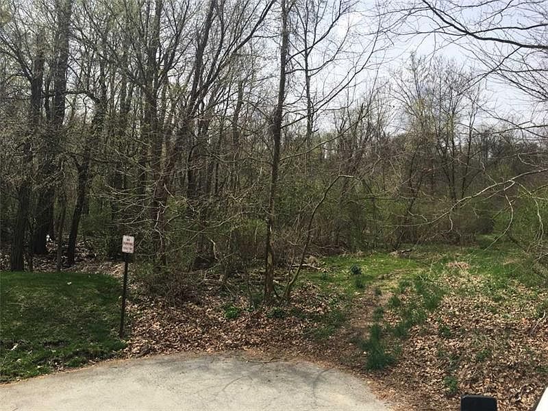 2nd image of Oakwood Dr Lot 5