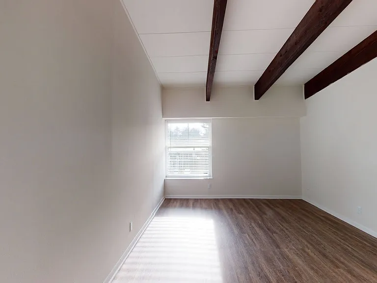 The Commons at Windsor Gardens — Photo 107