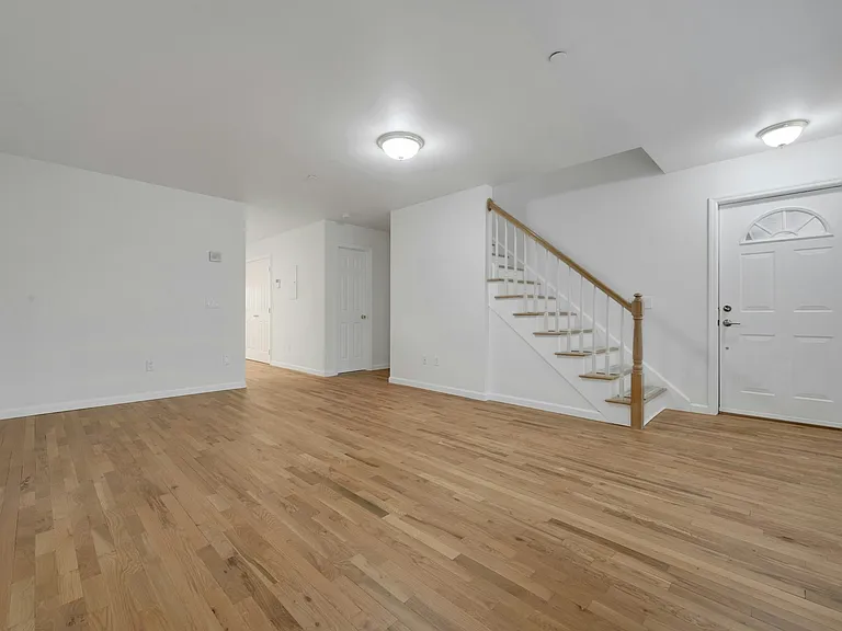 65 Halstead Ave #C — Photo 3