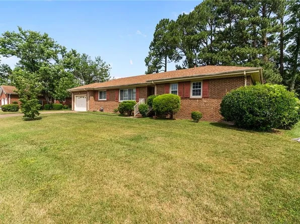 404 Redbrick Dr, Chesapeake, VA 23325