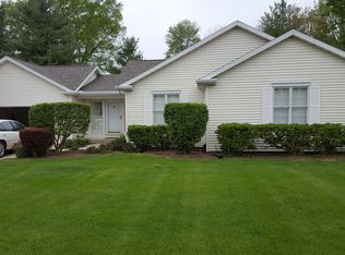 212 Kipling Dr, Monticello, IL 61856
