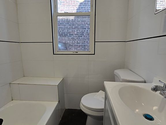 4th image of 211 Grant Ave #1AA