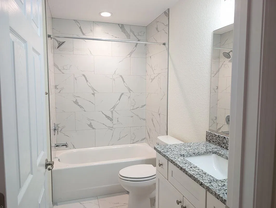 3 bed, 2.0 bath, 1413 sqft, $1,995 — Photo 3