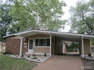 1125 Preakness Ln, Florissant, MO 63033