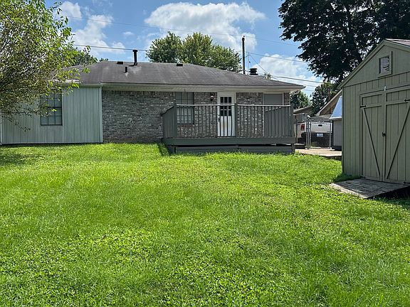 3rd image of 6618 Holly Lake Dr