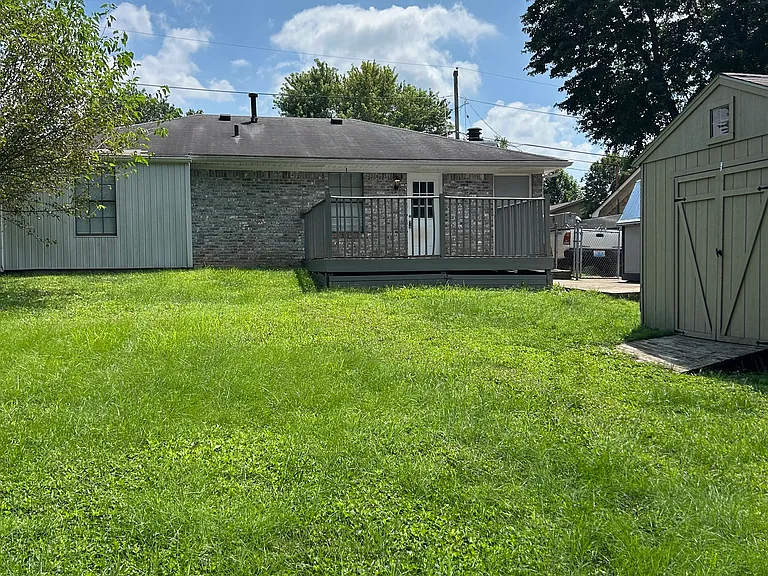 6618 Holly Lake Dr — Photo 3