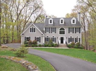 58 Old Fort Rd, Bernardsville, NJ 07924