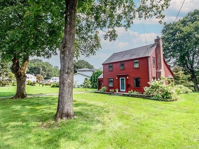 8 Green Avenue, Danbury, CT, 06810