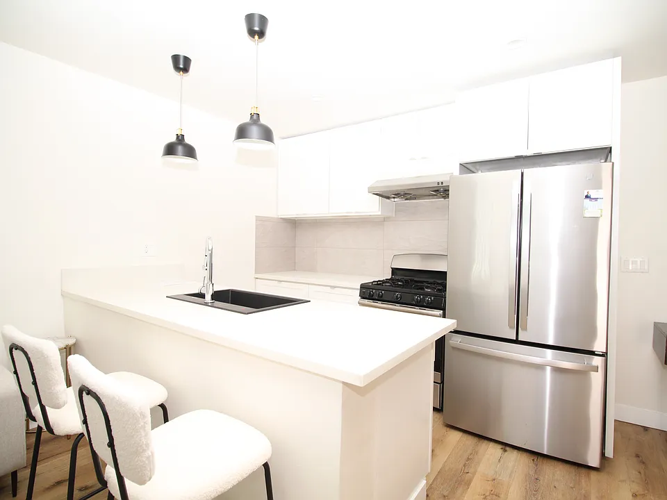 2677 Orchard Ave #2