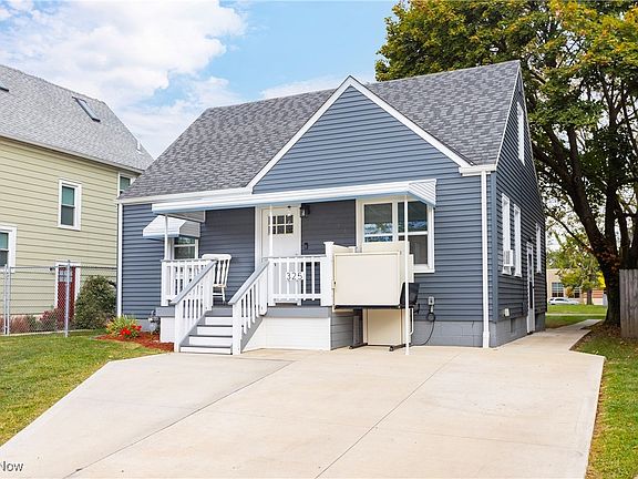 3rd image of 325 15th St