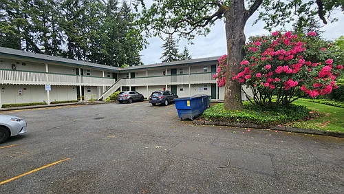 Greenfield Apartments Photo 1