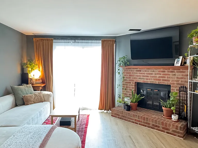 7713 Crown Crest Ct — Photo 14