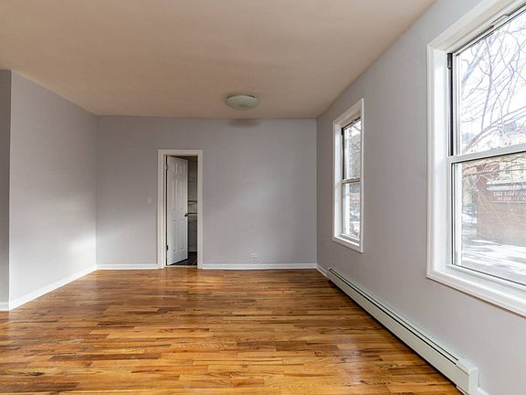 3rd image of 712 E 211th St #A