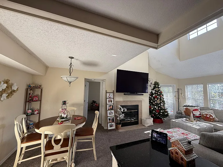 3310 Haviland Ct #303 — Photo 25
