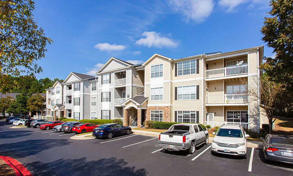 Charlestowne Apartment Homes