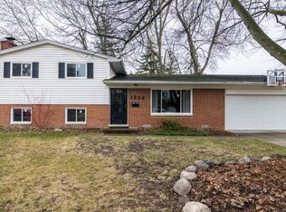 1236 Ravenwood Ave, Ann Arbor, MI