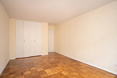 Rented by Rhona Realty