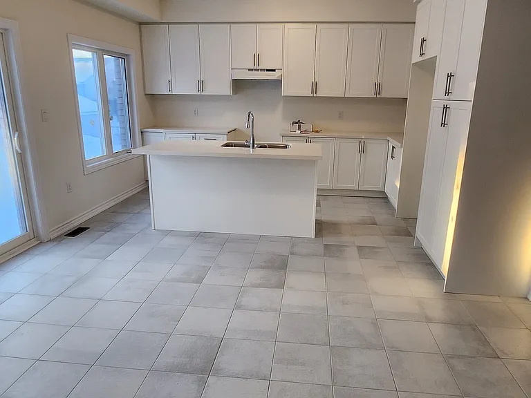 338 Fleetwood Dr — Photo 11