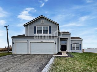 16640 Borio Dr, Crest Hill, IL 60403