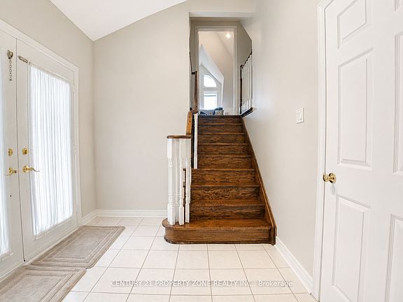 3rd image of 5660 Bell Harbour Dr