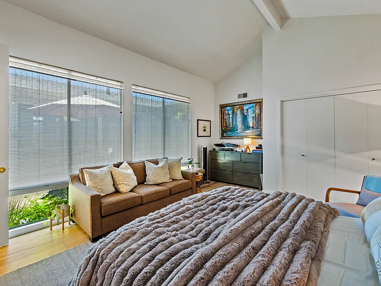13350 Middle Canyon Rd — Photo 33