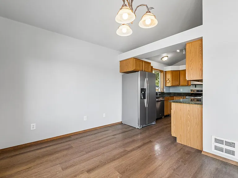 181 Tamarack Woods Dr — Photo 12