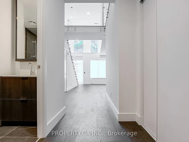 6 Greenbriar Rd #106 — Photo 10