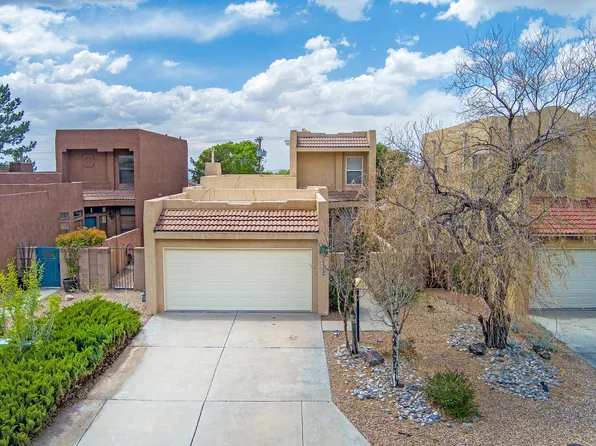 2154 Black Willow Dr NE, Albuquerque, NM 87122