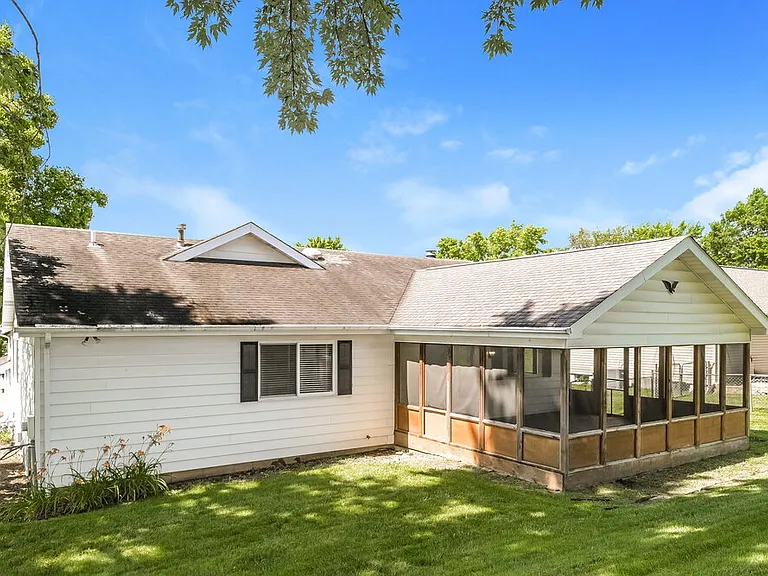 174 Birchleaf Dr — Photo 17