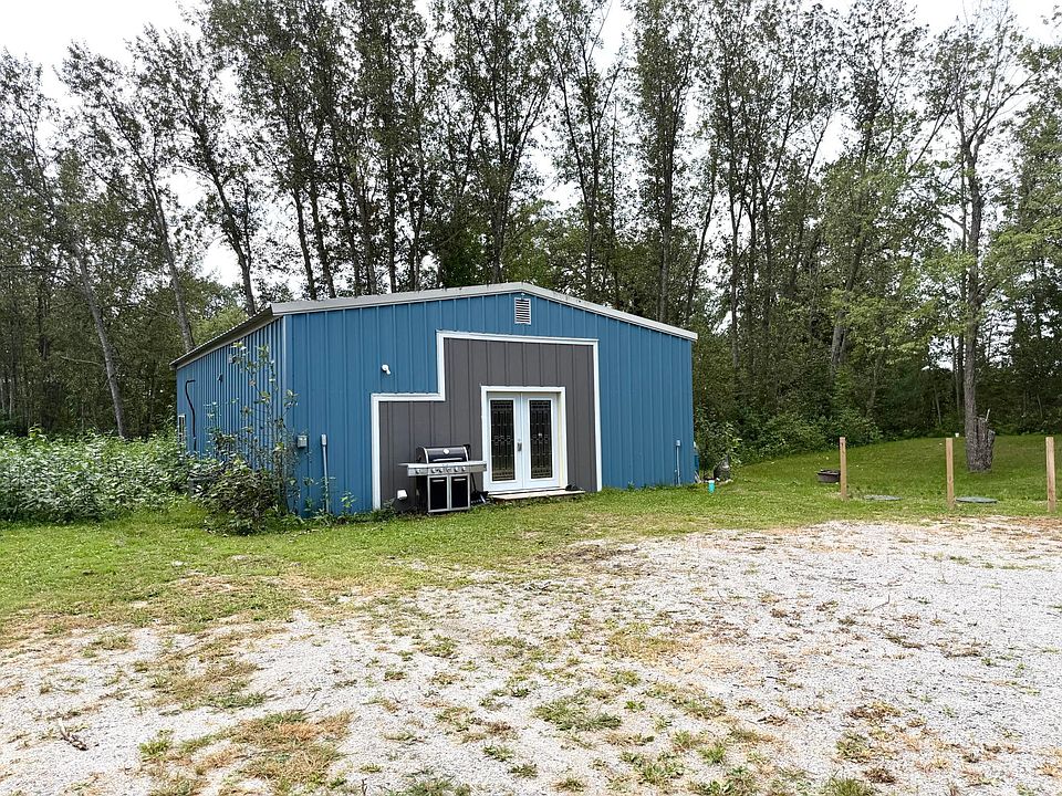 1st image of 2736 Oak Loop NW