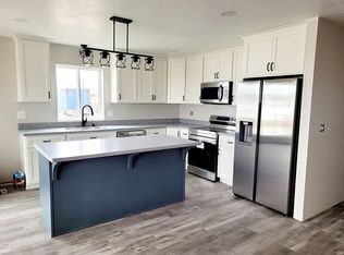 335 N Center St, Huntington, UT 84528