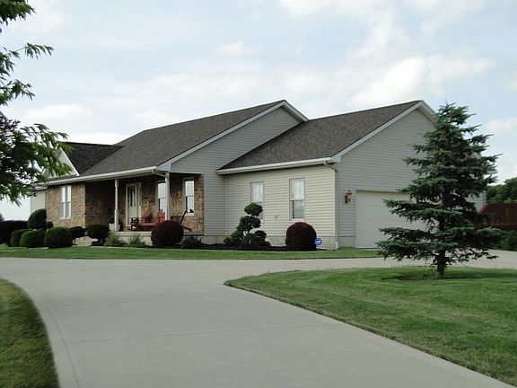 3rd image of 4380 Arrowhead Dr