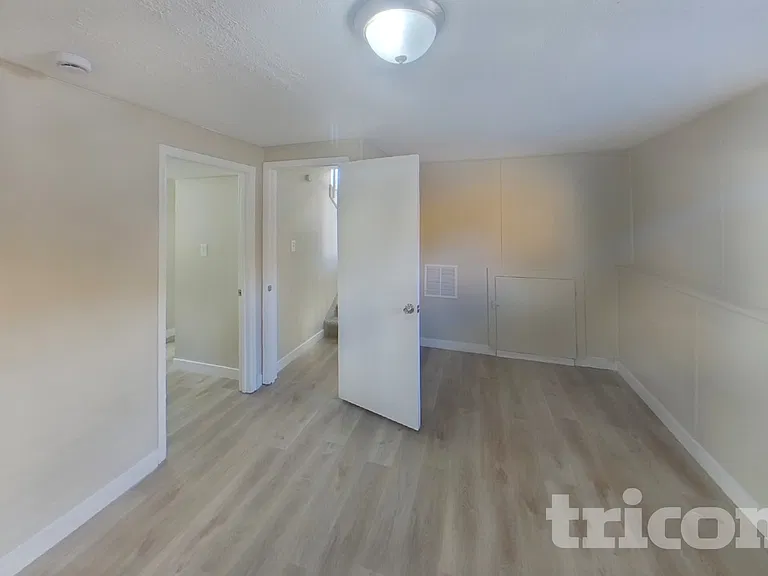 3127 S Moonbeam Cir — Photo 2