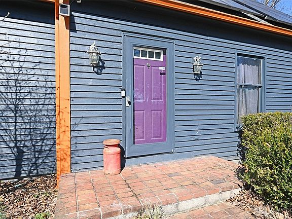 5th image of 941 Lazenby Rd