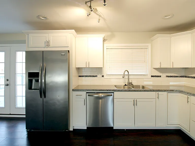 1285 Fudge Dr — Photo 3