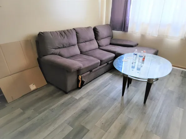 929 W 35th St, Chicago, IL 60609