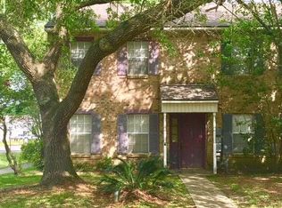 100 Molasses Row, Lafayette, LA 70508