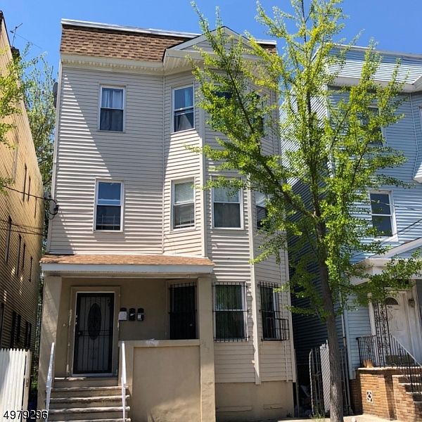 2nd image of 783 S 18th St