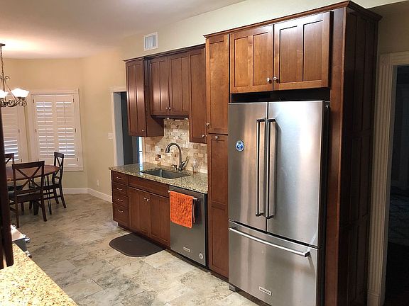 2nd image of 513 Colony Creek Dr